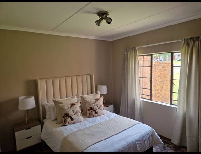 2 BEDROOM APARTMENT FOR SALE IN NOORDWYK